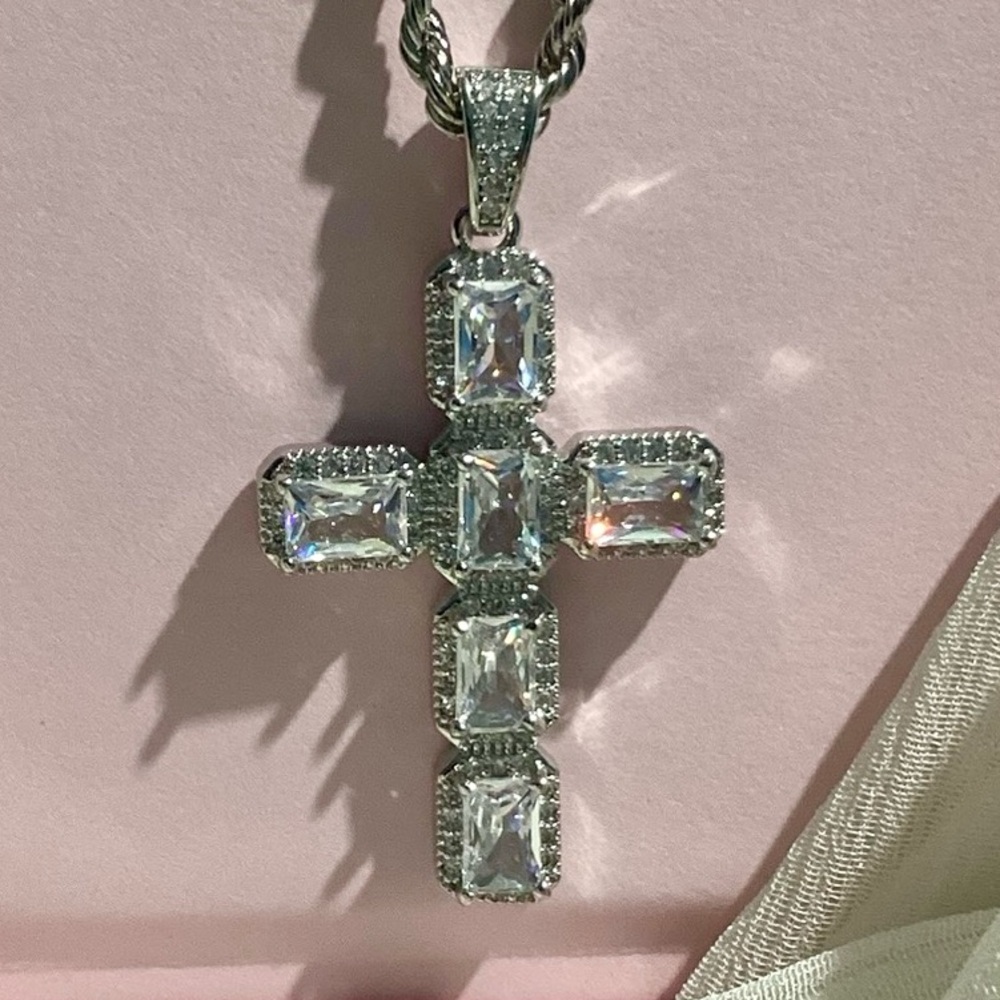 ⚜️ Emerald Cut CZ Diamond Cross Pendant Necklace